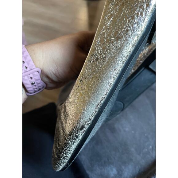 Crinkle Metallic Flats - GUC - 9 - Picture 8 of 10